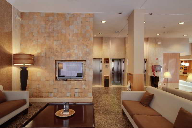 Hotel H10 Tribeca à Madrid Extérieur photo