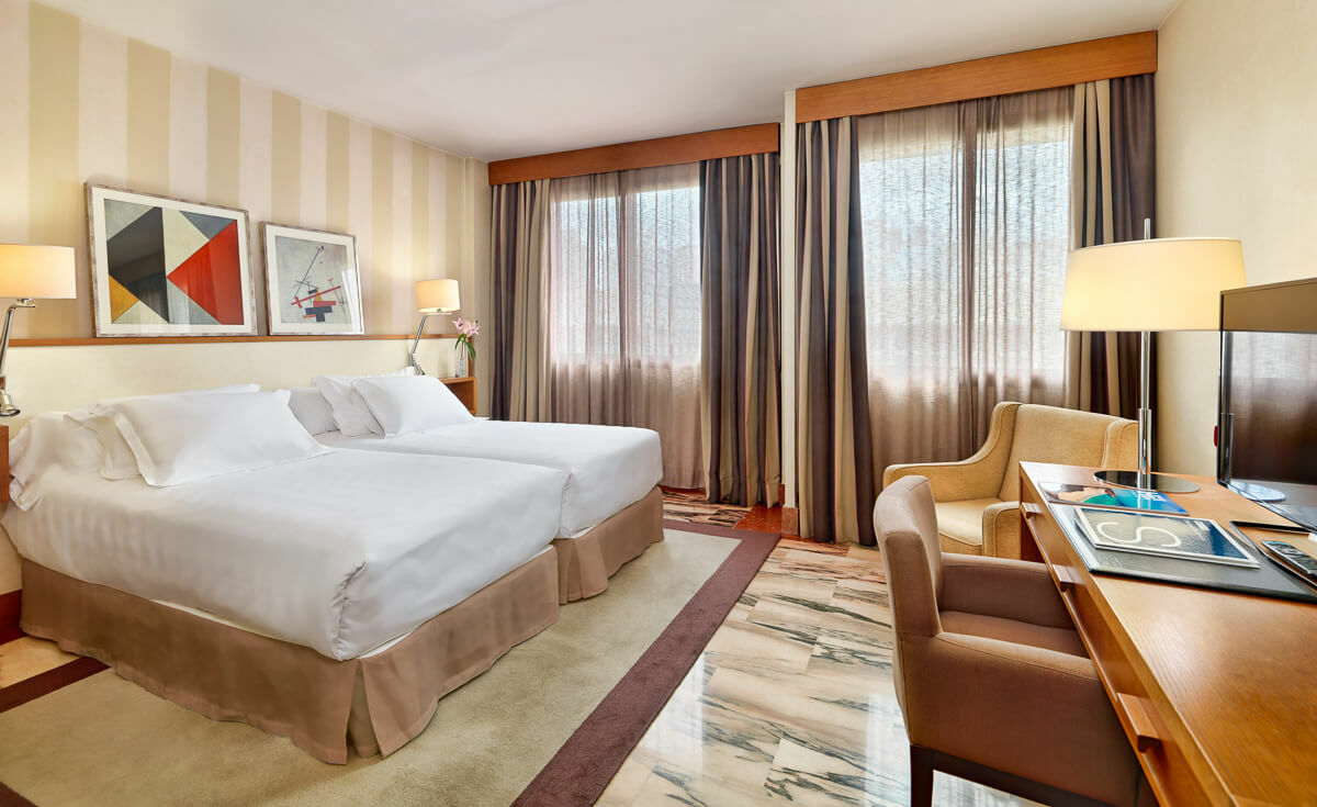 Hotel H10 Tribeca à Madrid Extérieur photo